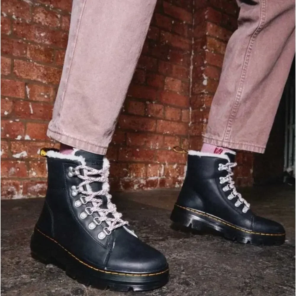 Dr. Martens Combs Wyoming Faux Fur Lined Lace Up Ankle Boots Docs WMN 10